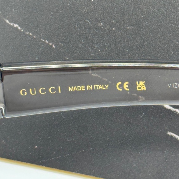 NEW GG1637S 002 GUCCI SHIELD WOMEN SUNGLASSES GREY GUCCI - Picture 11 of 13